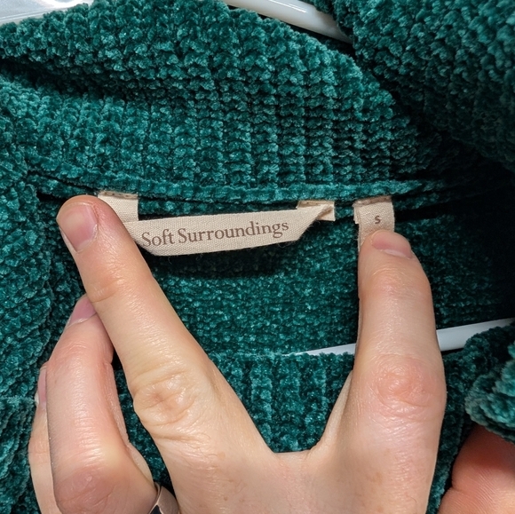 Soft Surroundings Womens Emerald Green Cowl Neck Sweater Size Small - Picture 2 of 5